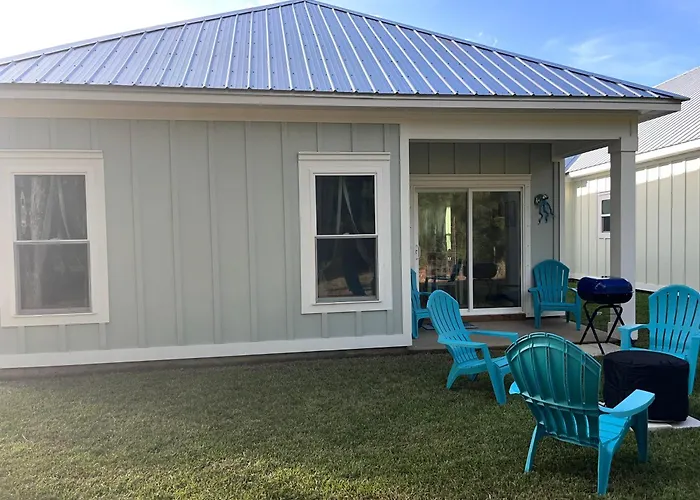 Adorable Cottage Near Sports Complex Owa Beaches Shopping Central To All The Fun Foley Has To Offer